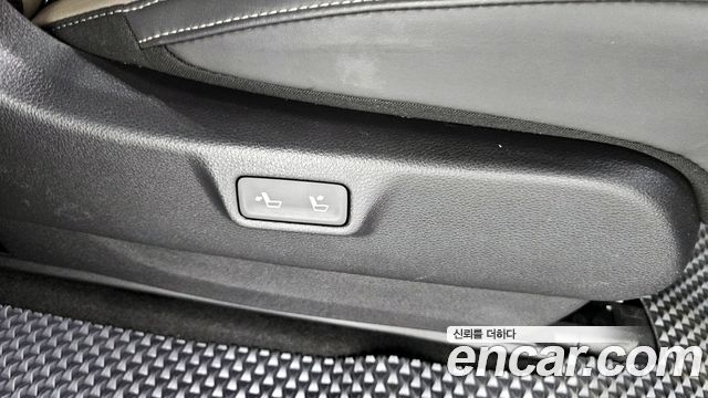 Kia Carnival (IV) Diesel 9-Seater Gravity 2025 — фото 18