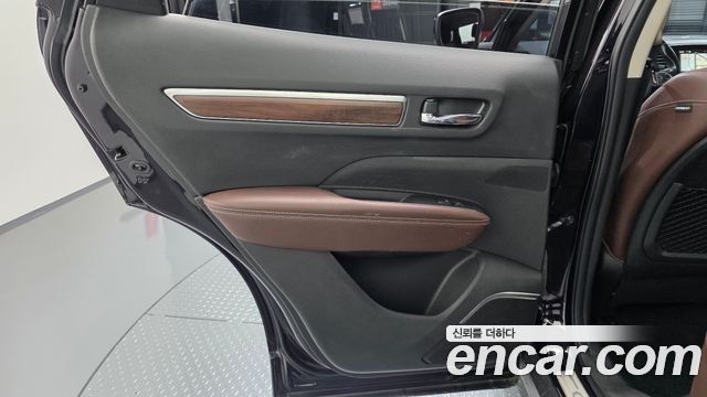 Renault Korea QM6 2.0 GDe RE Signature 2WD 2020 — фото 25