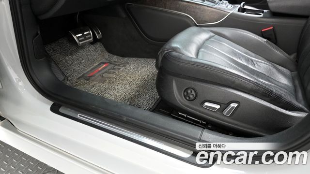 Audi A6 40 TFSI Premium C7 2018 — фото 31