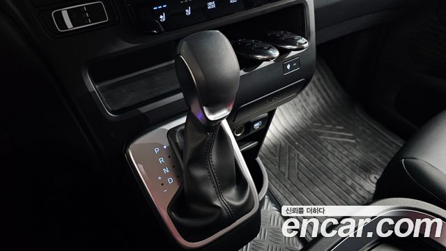 Hyundai Staria Cargo 5-Seater Modern 2025 — фото 9
