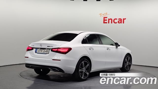 Mercedes-Benz A-Class (W177) A220 Sedan 2024 — фото 2