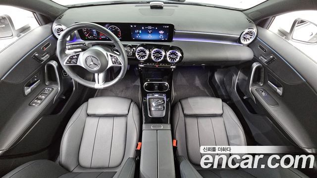 Mercedes-Benz A-Class (W177) A220 Sedan 2024 — фото 7