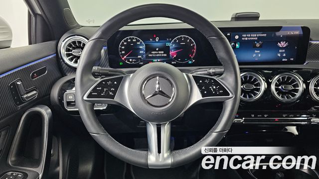 Mercedes-Benz A-Class (W177) A220 Sedan 2024 — фото 13