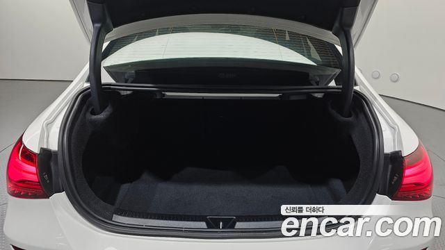 Mercedes-Benz A-Class (W177) A220 Sedan 2024 — фото 16