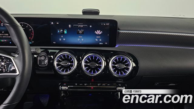 Mercedes-Benz A-Class (W177) A220 Sedan 2024 — фото 19