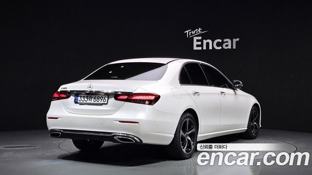 Mercedes-Benz E-Class (W213) E250 Avantgarde 2021 — фото 2