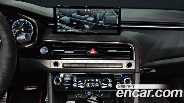 Genesis G70 Shooting Brake Gasoline 2.5T 4WD 2025 — фото 18