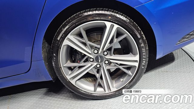 Genesis G70 Shooting Brake Gasoline 2.5T 4WD 2025 — фото 27