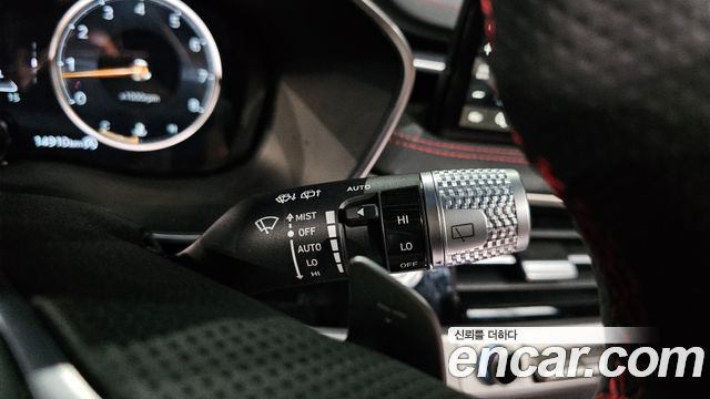 Genesis G70 Shooting Brake Gasoline 2.5T 4WD 2025 — фото 33