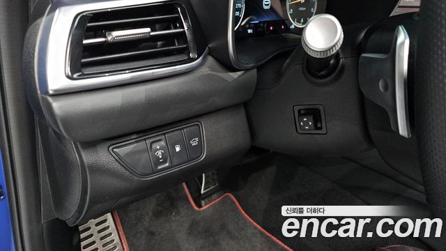 Genesis G70 Shooting Brake Gasoline 2.5T 4WD 2025 — фото 34