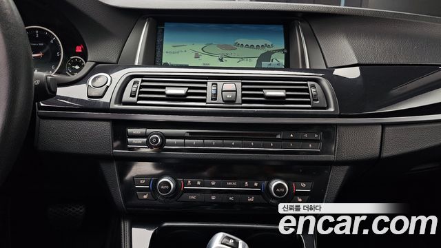 BMW 5 Series (F10) 520d 2014 — фото 17