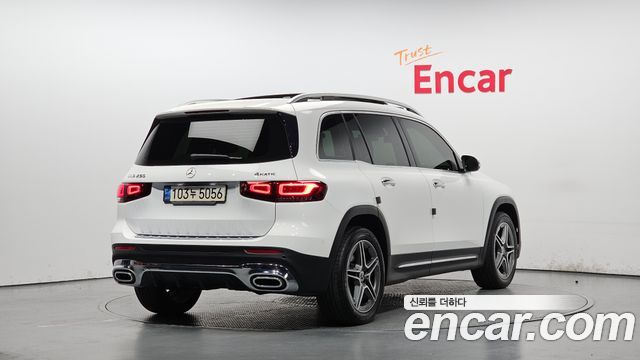 Mercedes-Benz GLB-Class (X247) GLB250 4MATIC 2021 — фото 2