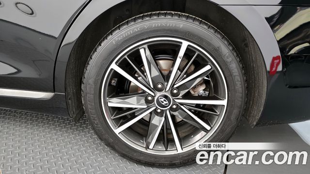 Hyundai Grandeur (IG) 2.5 Exclusice 2022 — фото 21