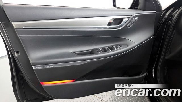 Hyundai Grandeur (IG) 2.5 Exclusice 2022 — фото 24