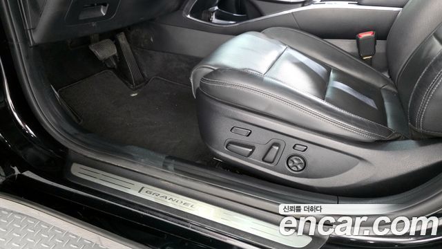Hyundai Grandeur (IG) 2.5 Exclusice 2022 — фото 30