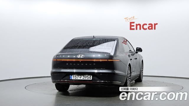 Hyundai Grandeur (GN7) 2,5 Gasoline 2WD Calligraphy 2023 — фото 4