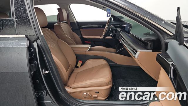 Hyundai Grandeur (GN7) 2,5 Gasoline 2WD Calligraphy 2023 — фото 15