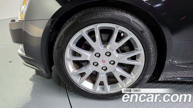 Cadillac CTS (II) 3.6 Premium 2011 — фото 5