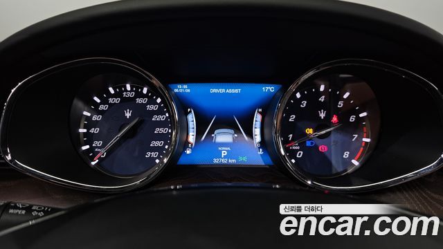 Maserati Quattroporte 3.0 V6 Granlusso 2021 — фото 8