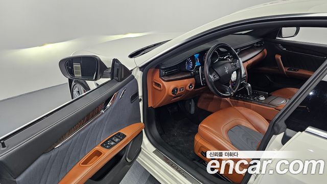 Maserati Quattroporte 3.0 V6 Granlusso 2021 — фото 10