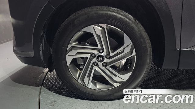 Hyundai Santa Fe Diesel 2.2 2WD Prestige 2021 — фото 5