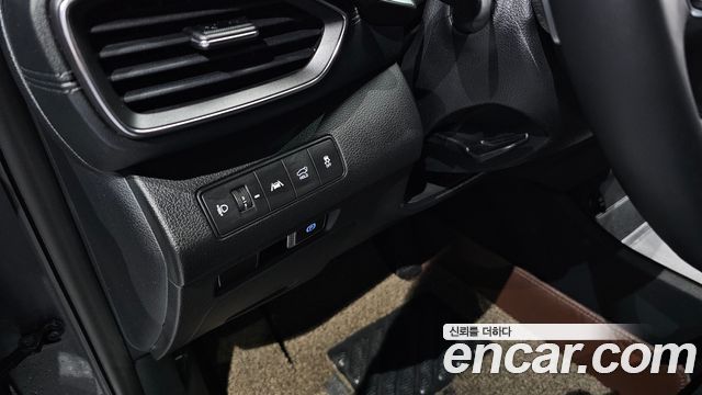Hyundai Santa Fe Diesel 2.2 2WD Prestige 2021 — фото 18