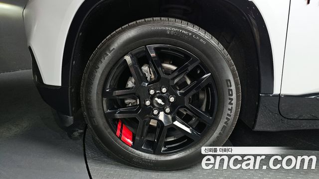 Chevrolet Traverse 3.6 AWD Redline 2021 — фото 5