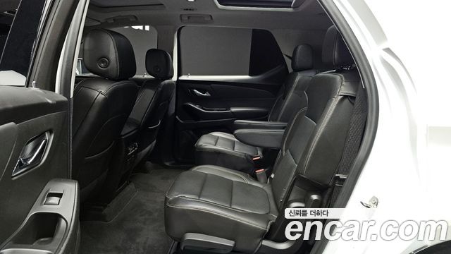 Chevrolet Traverse 3.6 AWD Redline 2021 — фото 12