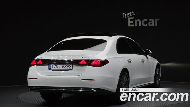 Mercedes-Benz E-Class (W214) E220d 4MATIC Exclusive 2024 — фото 2