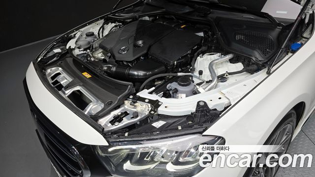 Mercedes-Benz E-Class (W214) E220d 4MATIC Exclusive 2024 — фото 6