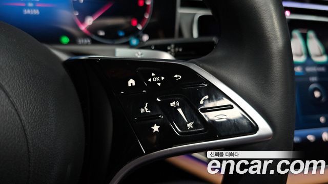 Mercedes-Benz E-Class (W214) E220d 4MATIC Exclusive 2024 — фото 31