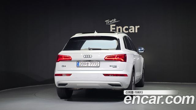 Audi Q5 (FY) 50 TDI Quattro Premium 2020 — фото 4