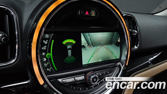 MINI Cooper D Countryman ALL4 HIGH 2nd 2018 — фото 15