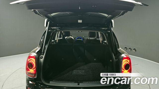 MINI Cooper D Countryman ALL4 HIGH 2nd 2018 — фото 20