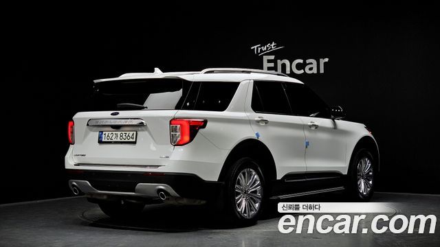 Ford Explorer (VI) 2.3 LimIted 4WD 2020 — фото 2