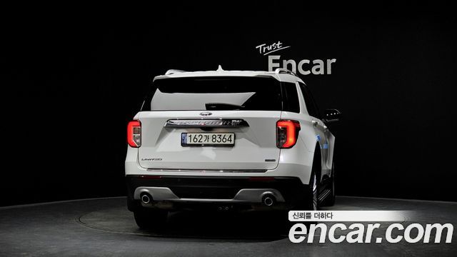 Ford Explorer (VI) 2.3 LimIted 4WD 2020 — фото 4