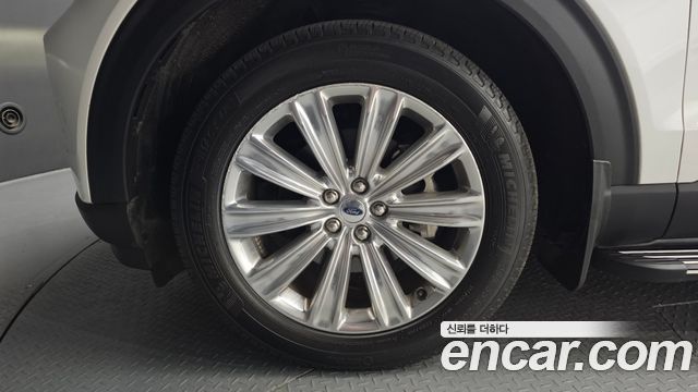 Ford Explorer (VI) 2.3 LimIted 4WD 2020 — фото 5