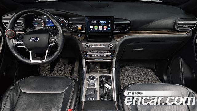 Ford Explorer (VI) 2.3 LimIted 4WD 2020 — фото 7