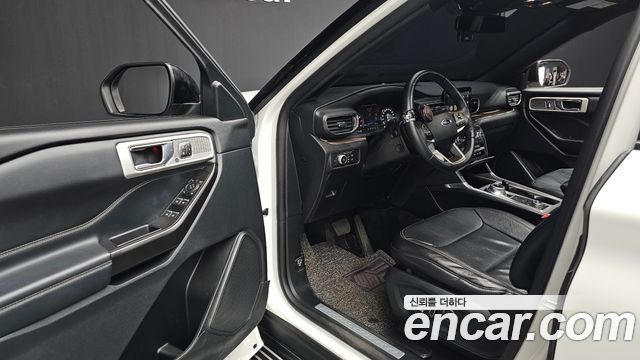Ford Explorer (VI) 2.3 LimIted 4WD 2020 — фото 11