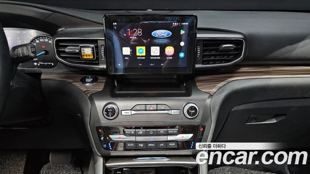 Ford Explorer (VI) 2.3 LimIted 4WD 2020 — фото 14