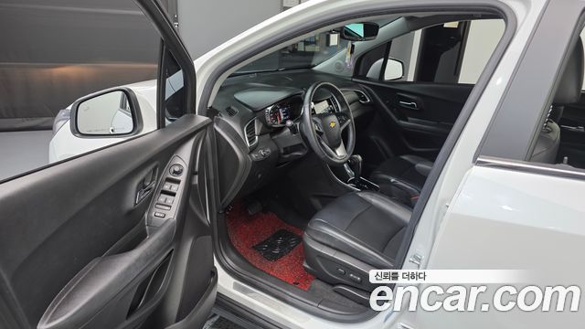 Chevrolet Trax 1.4 Premier 2020 — фото 10
