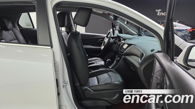 Chevrolet Trax 1.4 Premier 2020 — фото 11