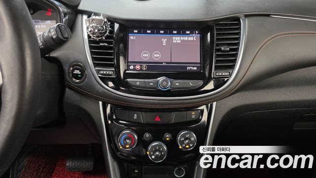 Chevrolet Trax 1.4 Premier 2020 — фото 20
