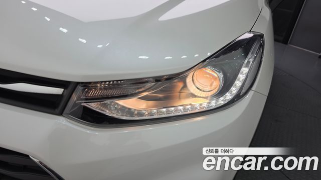 Chevrolet Trax 1.4 Premier 2020 — фото 22