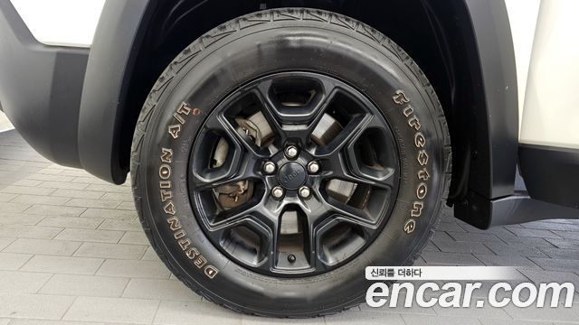 Jeep Cherokee (KL) 3.2 Trailhawk AWD 2019 — фото 5