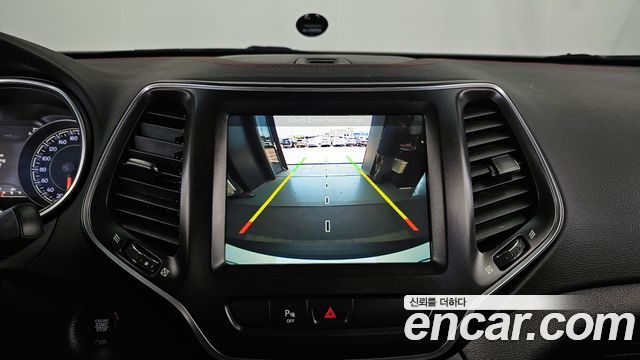 Jeep Cherokee (KL) 3.2 Trailhawk AWD 2019 — фото 19