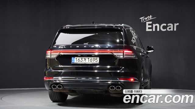 Lincoln Aviator (II) 3.0 Black Label AWD 2021 — фото 4