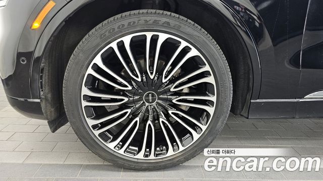 Lincoln Aviator (II) 3.0 Black Label AWD 2021 — фото 5