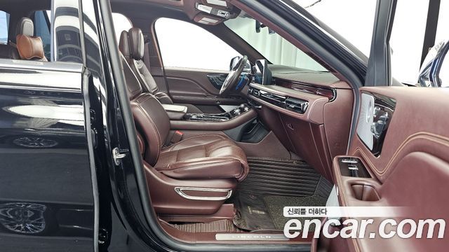 Lincoln Aviator (II) 3.0 Black Label AWD 2021 — фото 11