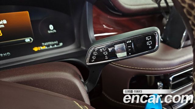 Lincoln Aviator (II) 3.0 Black Label AWD 2021 — фото 28